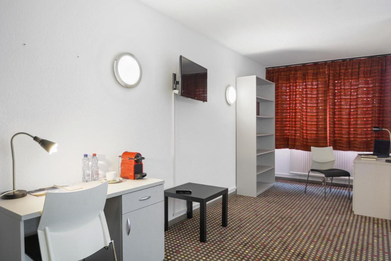 Neuchatel City Hotel Exterior photo