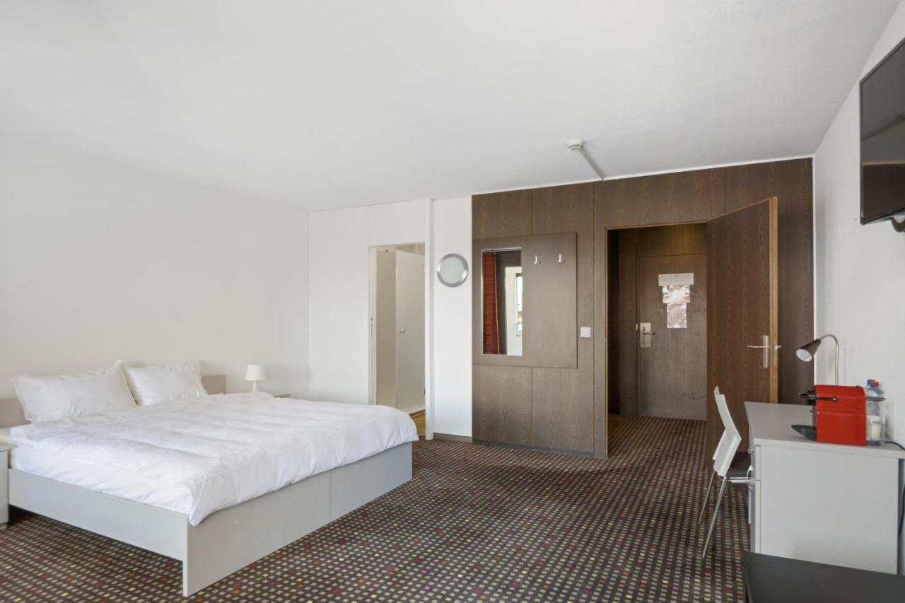 Neuchatel City Hotel Exterior photo