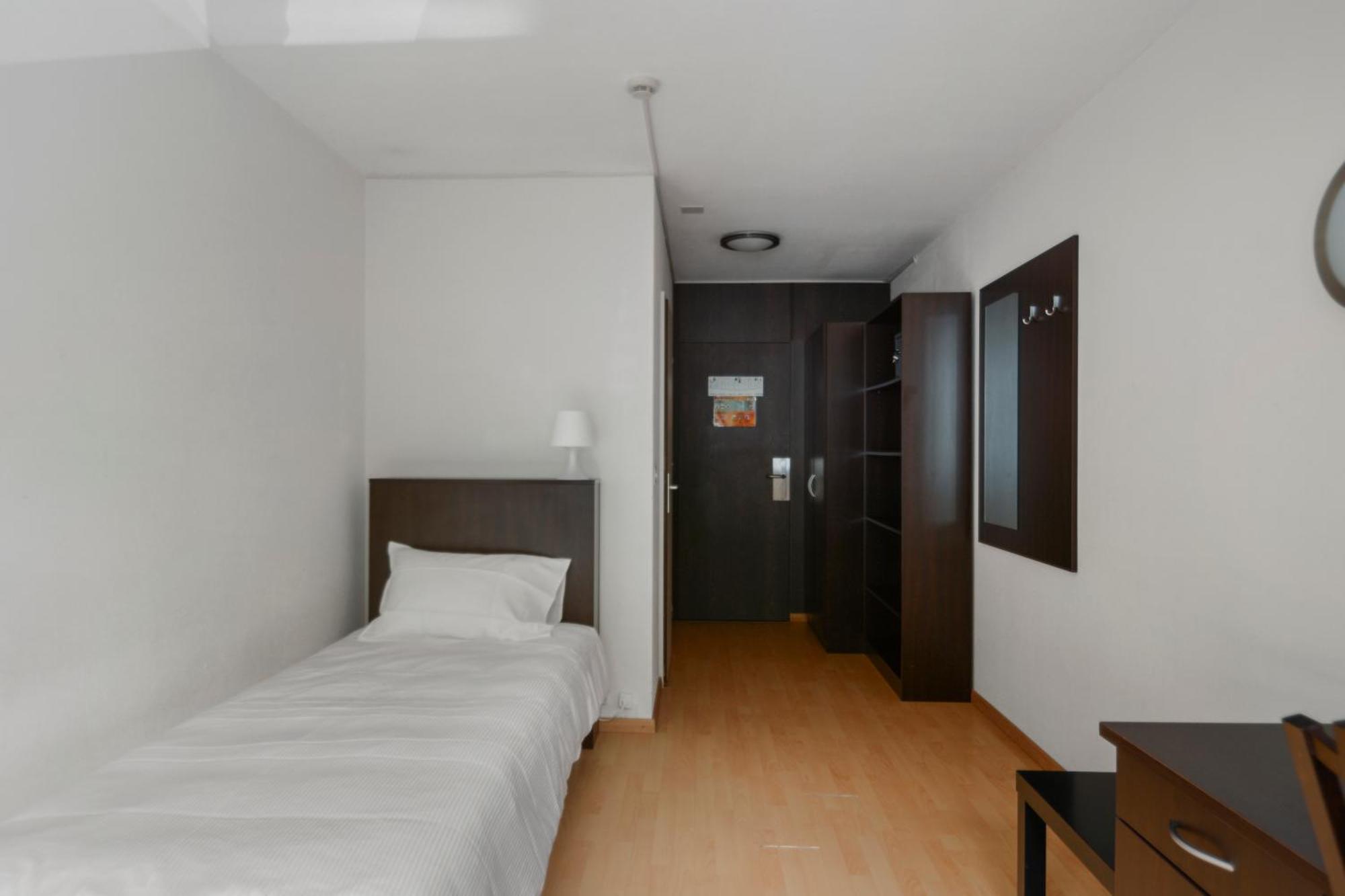 Neuchatel City Hotel Room photo